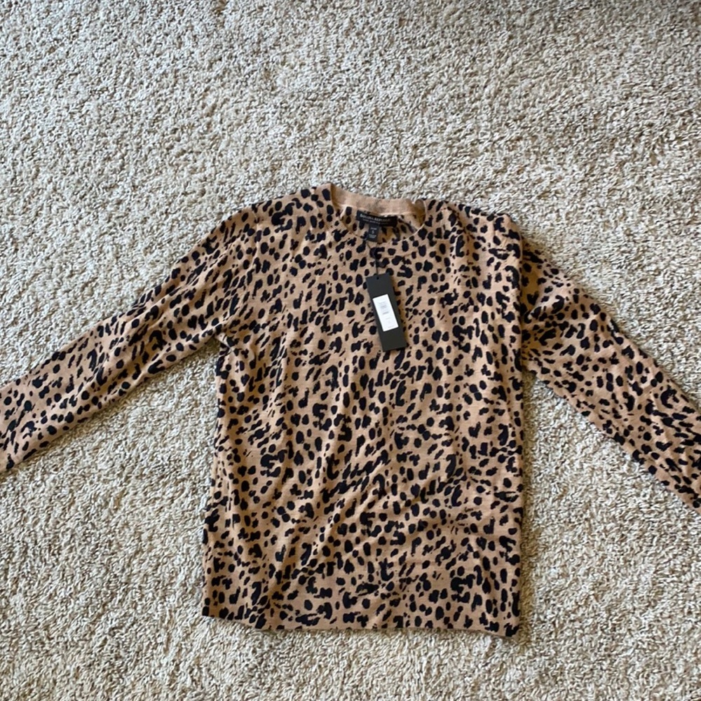 Cheetah print S banana republic light sweater